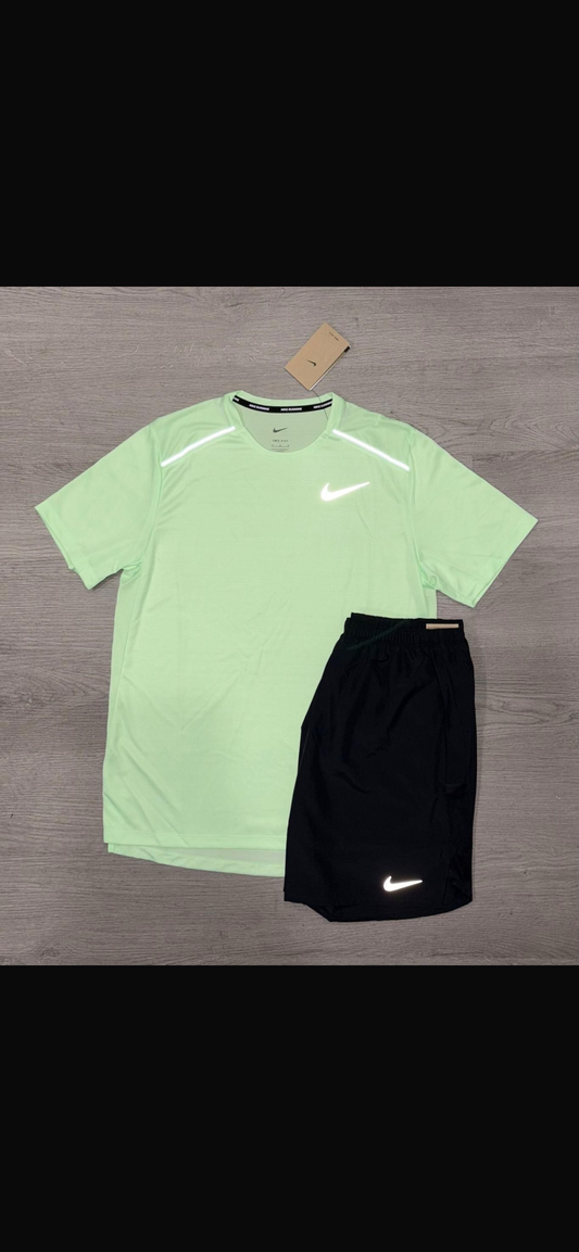 Nike Miler & Challenger Set - Vapour Green / Black